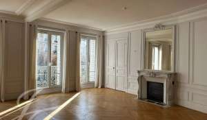 Location Appartement Paris 16ème