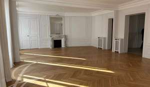 Location Appartement Paris 16ème