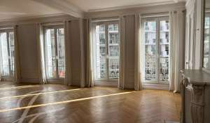 Location Appartement Paris 16ème