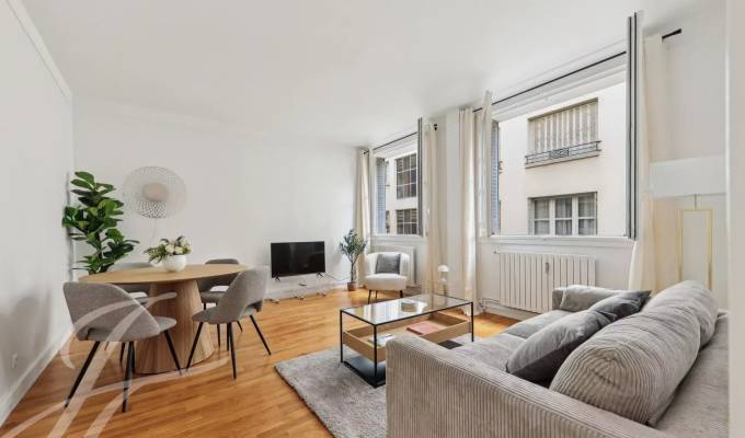 Location Appartement Paris 7ème