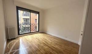 Location Appartement Paris 8ème