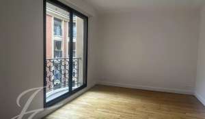 Location Appartement Paris 8ème