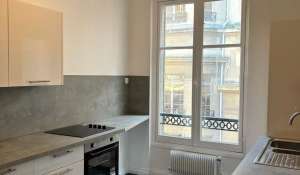 Location Appartement Paris 8ème