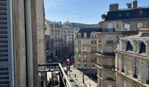 Location Appartement Paris 8ème