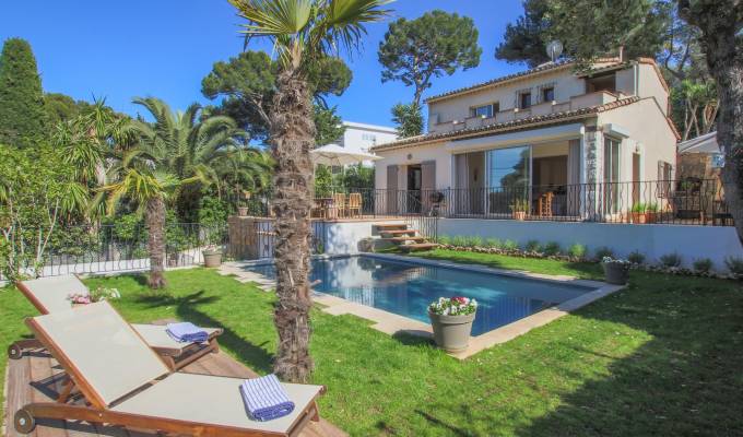 Location saisonnière Villa Antibes