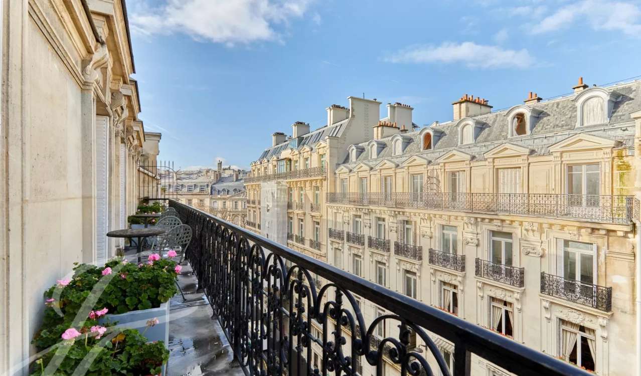 Vente Appartement 196m² 5 Pièces à Paris (75008) - Agence John Taylor