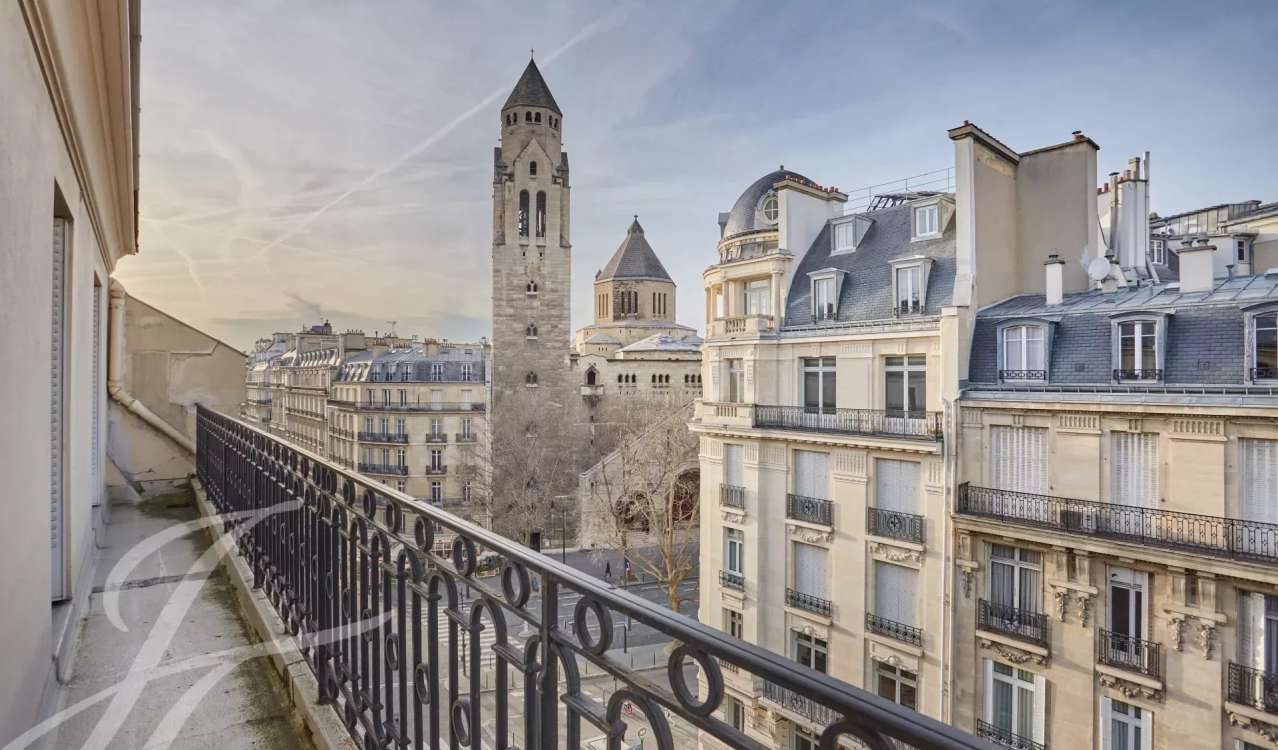Vente Appartement 107m² 5 Pièces à Paris (75008) - Agence John Taylor