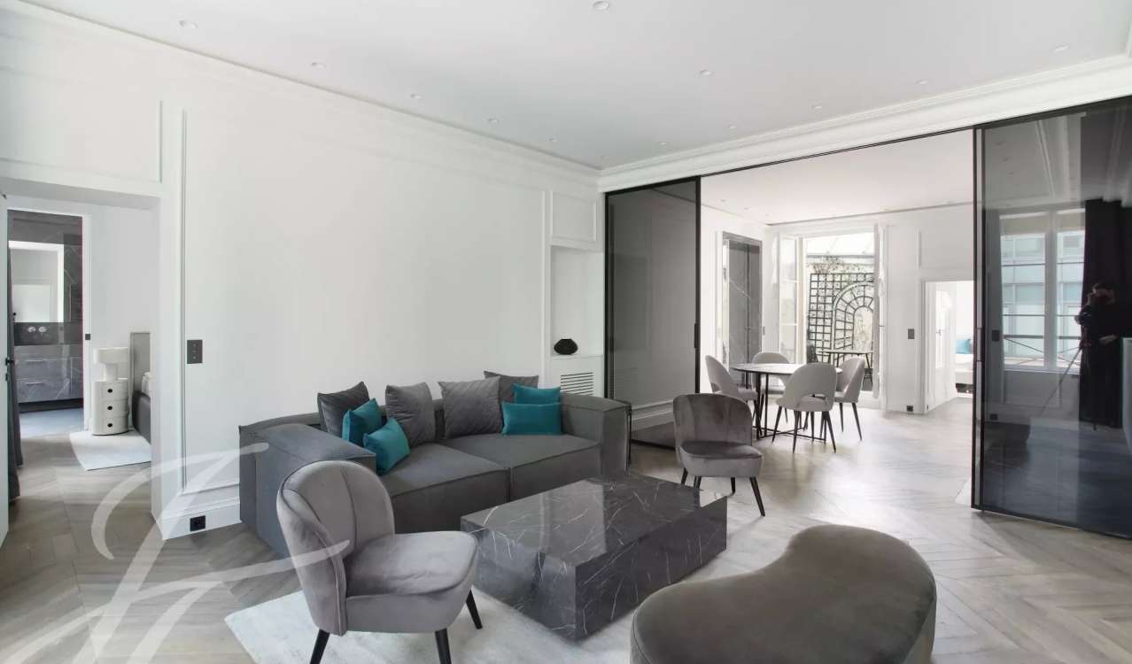 Vente Appartement 98m² 4 Pièces à Paris (75008) - Agence John Taylor