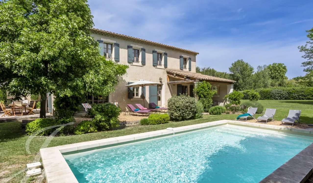 Vente Maison 225m² 6 Pièces à Saint-Rémy-de-Provence (13210) - Agence John Taylor