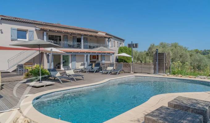 Vente Propriété Châteauneuf-Grasse